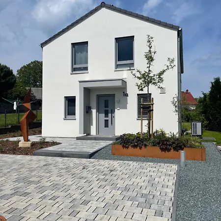 Holiday home Zugzuflucht-neues, Modernes *