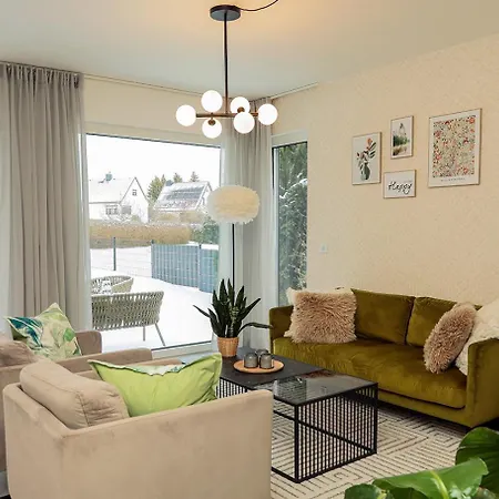 Zugzuflucht-neues, Modernes Holiday home *