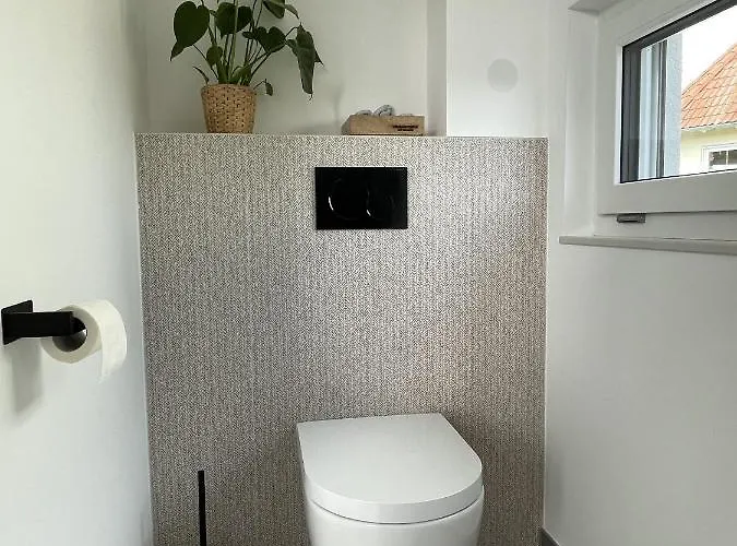 Zugzuflucht-neues, Modernes بيت للعطل