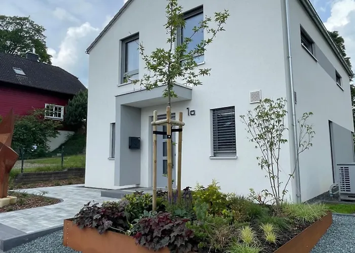 Zugzuflucht-neues, Modernes