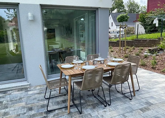 Zugzuflucht-neues, Modernes بيت للعطل