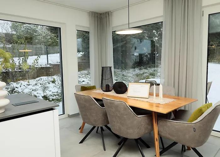 Zugzuflucht-neues, Modernes بيت للعطل