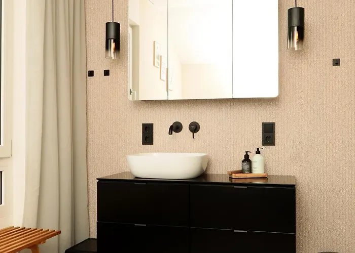 Zugzuflucht-neues, Modernes بيت للعطل *